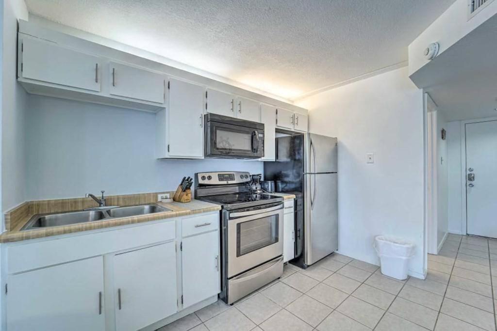 1 Bedroom Studio Near Beach W Pool & Amenities サウス・パドリー・アイランド エクステリア 写真